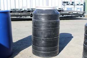 250 LITRE BLACK SCREW LID HEAVY DUTY PLASTIC DRUM. NIL STOCK - RainHarvest and Services