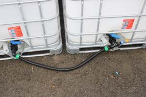 Products: IBC 1000 LITRE TWO TANK HORIZONTAL LINK KIT 25MM FOR NW50 COARSE THREAD - RainHarvest and Services
