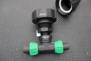 S100 X 8 COARSE THREAD IBC ADAPTOR WITH 32MM T JUNCTION HOSE CONNECTOR - RainHar&hellip;