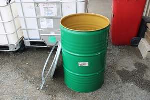 STEEL DRUM. RIBBED 200 LITRE LID & CLAMP TYPE. FOOD GRADE 2 - RainHarvest and Services