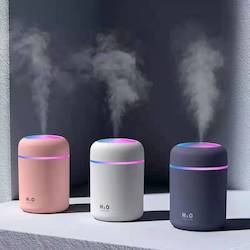 Frontpage: 300ml Air Humidifier USB Ultrasonic Aroma Essential Oil Romantic Soft Light Humidifier