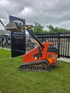 Products: Skid Steer 755 - DitchWitch RangitikeiHireCentre