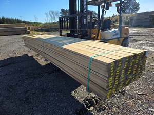 140x32 H3 Smooth Decking "Seconds" 472m