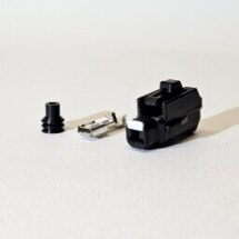 Electrical Connectors And Plugs: Connector kit - suit Denso starter motor (not GM)