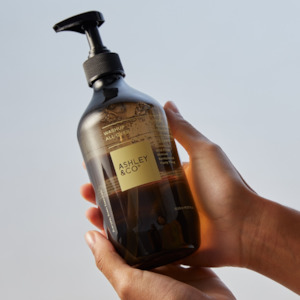 Ashley Co: TUI & KAHILI BODY WASH