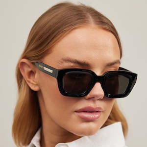Brave True: BLACK POSITANO SUNGLASSES