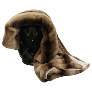 MOCHA FAUX FUR THROW