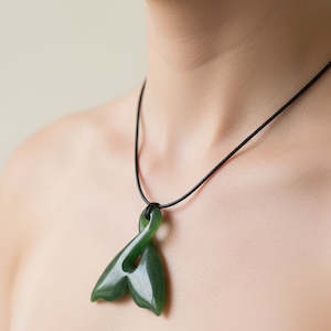Kiwiana: 40MM GREENSTONE WHALE TAIL