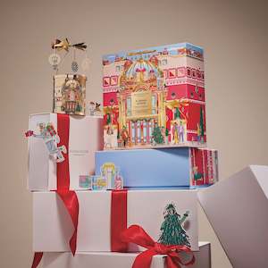 Glasshouse: 380g Candle & Spinning Carousel Gift Set