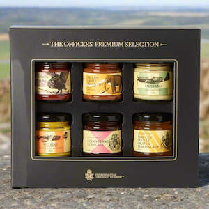 Gifts For Him: The Officers Premium Selection Gift Box 660g