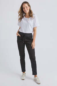 Pants: Foxwood Sylvia Jogger Black