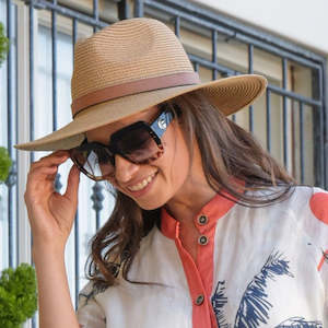 Accessories: Curate Throwing Shade Hat