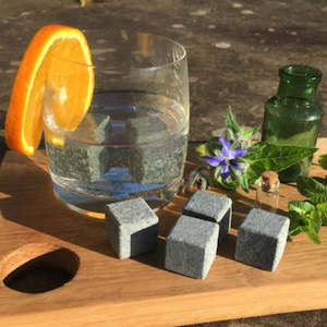 Gin Stones set & Pouch