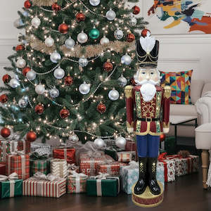 Christmas 1: 107cm LED Nutcracker