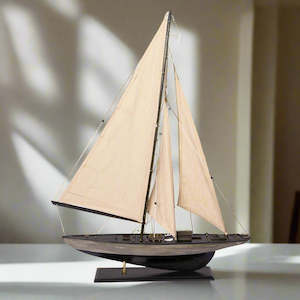Le Monde Odyssey Model Yacht