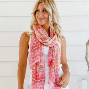 Gifts For Her: Bohemian Bloom Sacrf