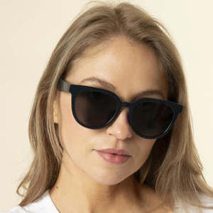 Stella + Gemma Shiny Black ophela Sunglasses