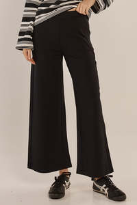 Fashion: Betty Basics Black Wynn Ponte Wide Leg Pant