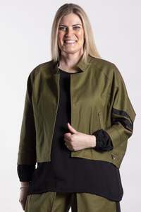 Fashion: Deeanne Hobbs Bay Leaf Heritage Jacket