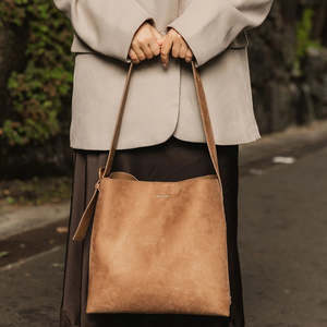 Louenhide Honey Suedette Peyton Bag