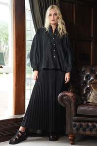 Skirts Dresses: Curate Black In Skirt of Time