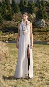 Papatuanuku: White Tūī