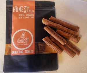 Products: Organic Lamb Dried Treats 90g - Raw Pawz - Raw Meats for Cats & Dogs