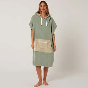 O&E DAYDREAM HOODED PONCHO - SAGE