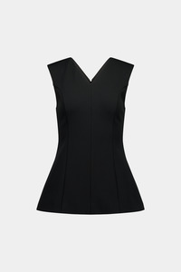 New Arrivals: Form Top