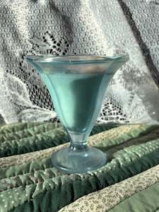 Scented dessert glass candle