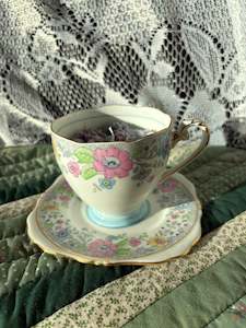 Scented teacup candle