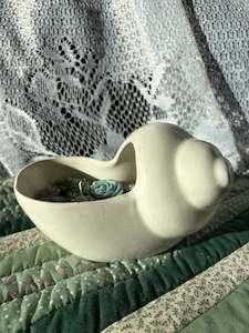 Scented shell candle