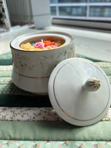 Upcycled ceramic candle