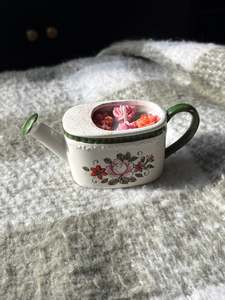 Ceramic Candles: Watering can candle
