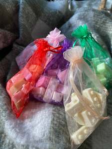 “Lego" brick wax melts (8 pieces)