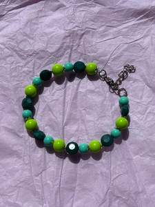 Jewellery: Green Dahlia Upcycled Beaded Bracelet