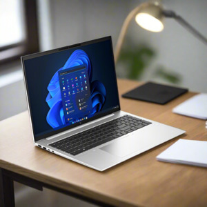 HP EliteBook 860 G10 i7 1355U 1.7GHz 16GB 256GB SSD W11P 16" Laptop | Wty