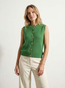 Recommended Seguno: Hepburn Vest – Kelly Green
