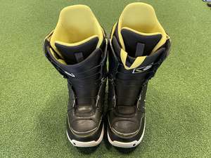 Snowboards: Burton Moto 27cm US9 Snowboard Boots