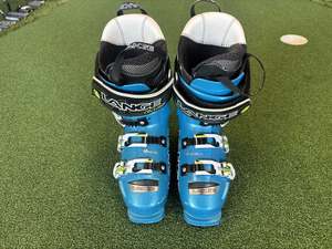 Lange RS130 23.5cm Junior Ski Boot