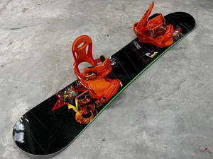Snowboards With Bindings: Artiste 157cm Snowboard with Flux Bindings *Excellent Condition*