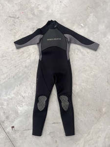 BodyGlove Men's Small 3/4 Arm Full Length Legs Wetsuit *Arms cut due to damage*