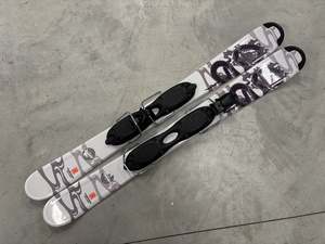 Funrider 98cm Junior Skis *Like New*