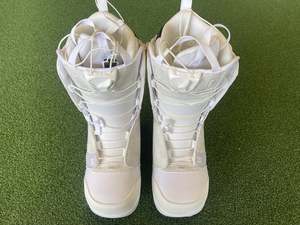 Snowboard Boots: 2022 Salomon Pearl Womens US7.5 Snowboard Boots *Like New*