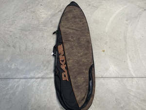 Surfing Accessories: Dakine 5'11" Surfboard Bag *Excellent Condition*