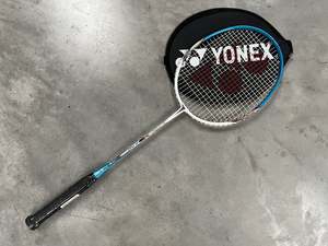 *New* Yonex B-700 Badminton Racket With Cover