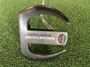 Odyssey Back Stryke Sabertooth 34" Putter