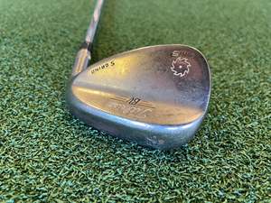 Wedges: Titleist Vokey Design SM5 56° Wedge