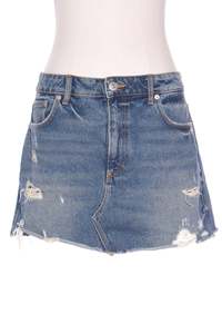 ZARA - Distressed denim mini skirt! 16