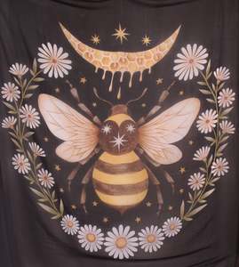 (Made in AU) Large bee print square scarf!